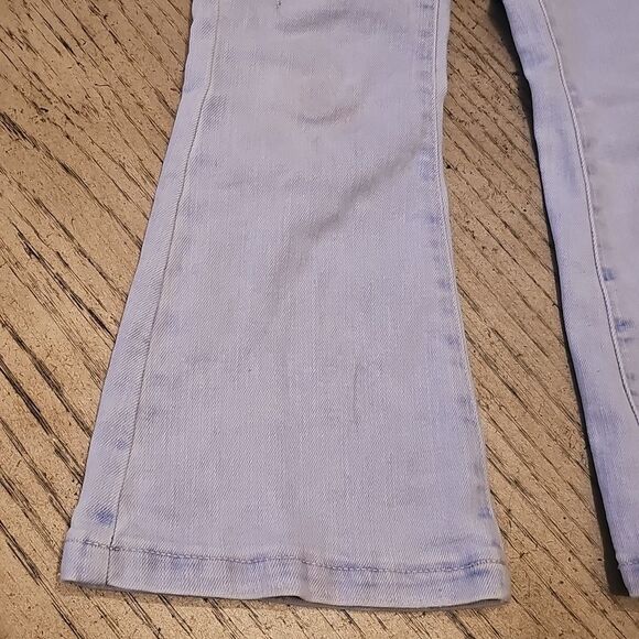 Light Blue Mid Rise Flare Jeans Size 5 - Picture 4 of 15